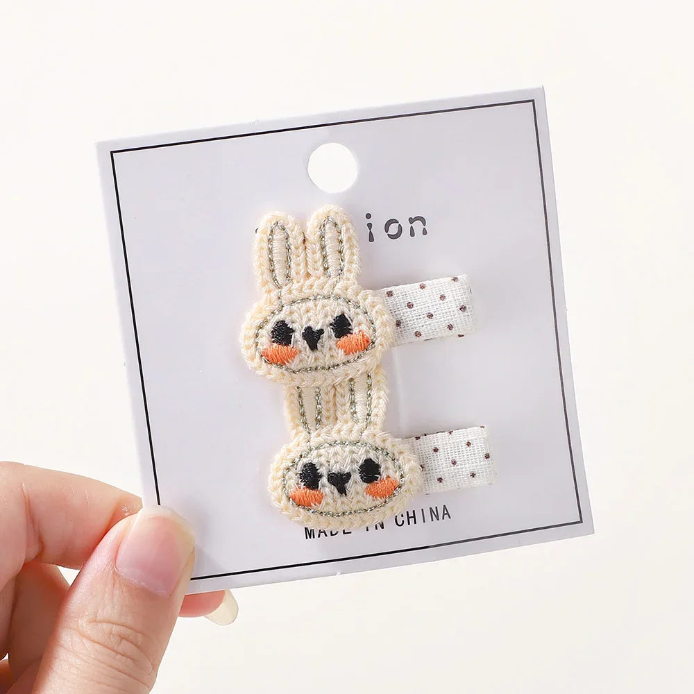 Kniting Rabbit Hairgripers