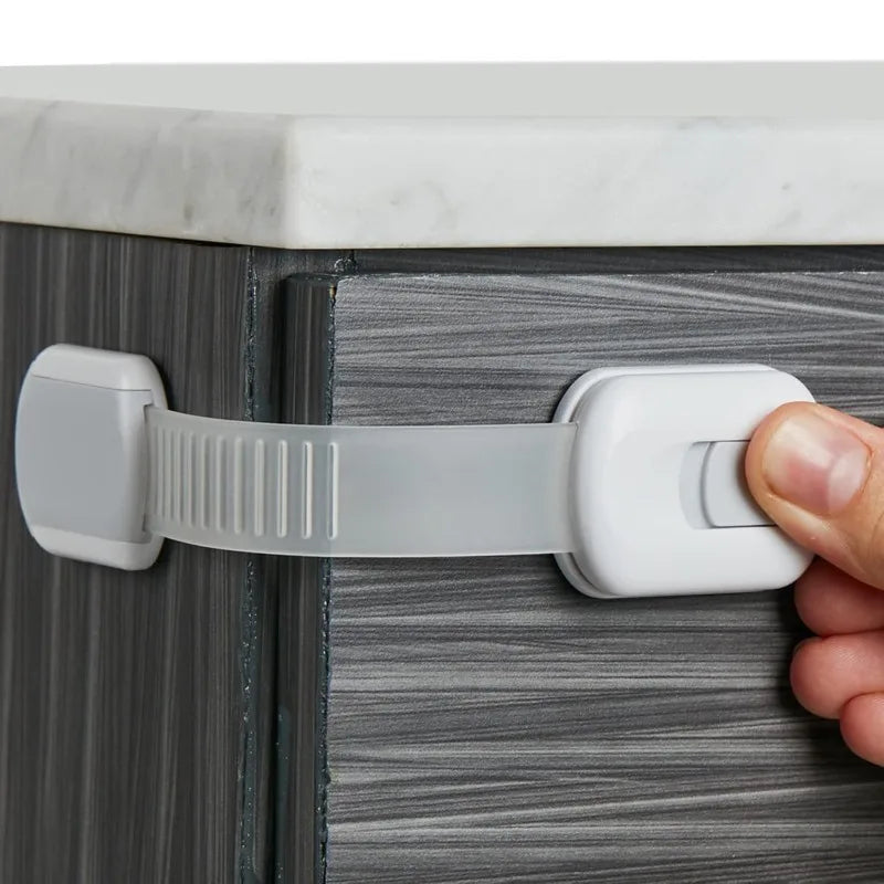 Child Safety Strap Locks with Adjustable Latches - PAMU8