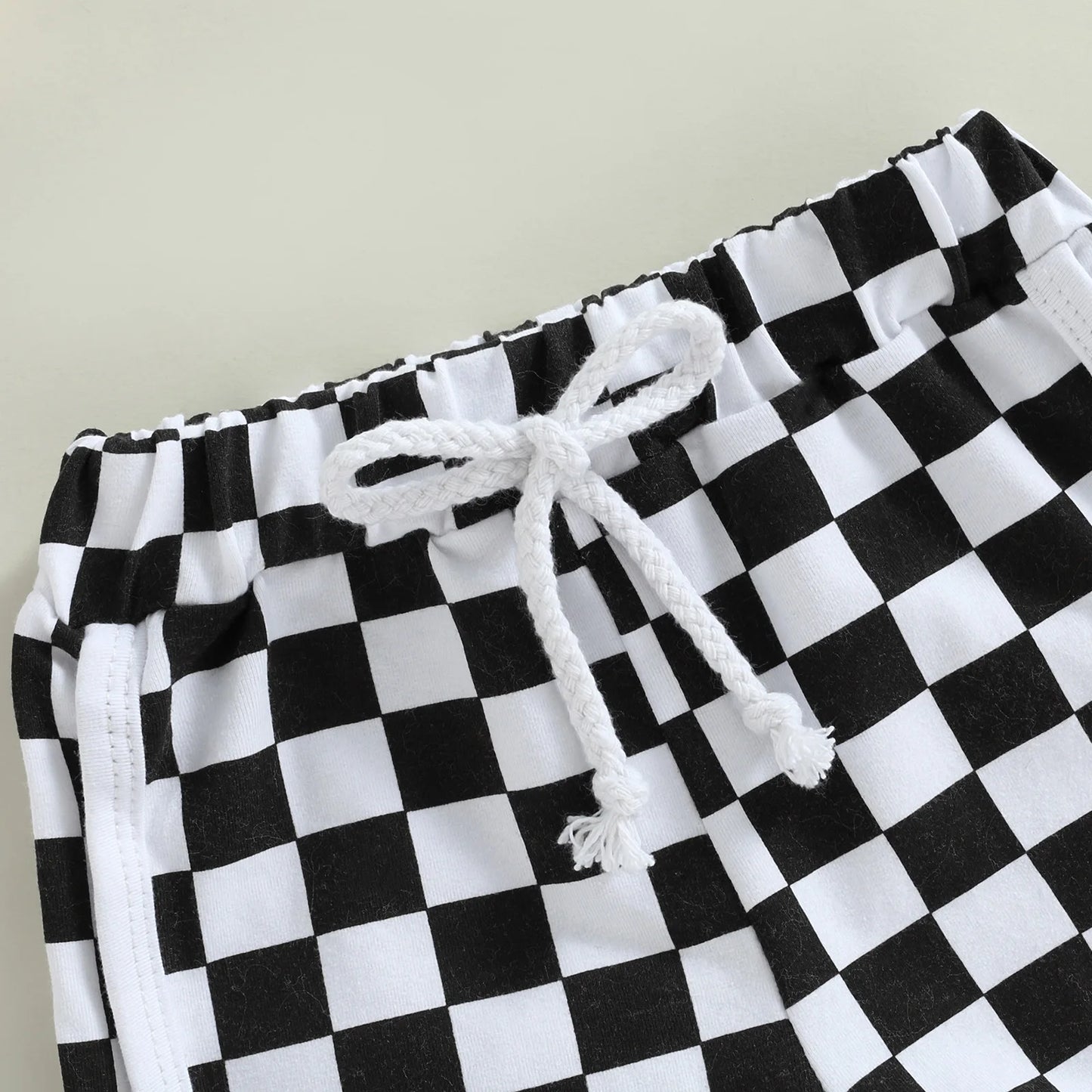Checkerboard Print Short Pants