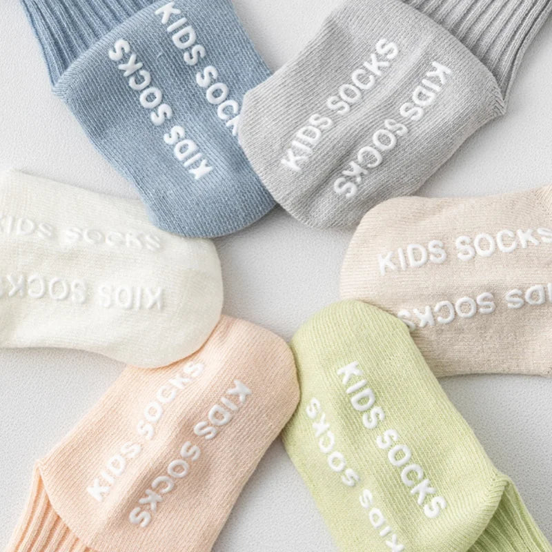 Kids Non-Slip Knee High Sock