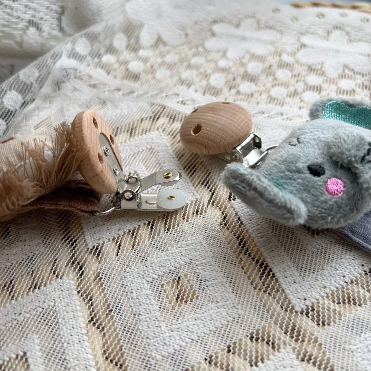 New Baby Pacifier Clip - PAMU8