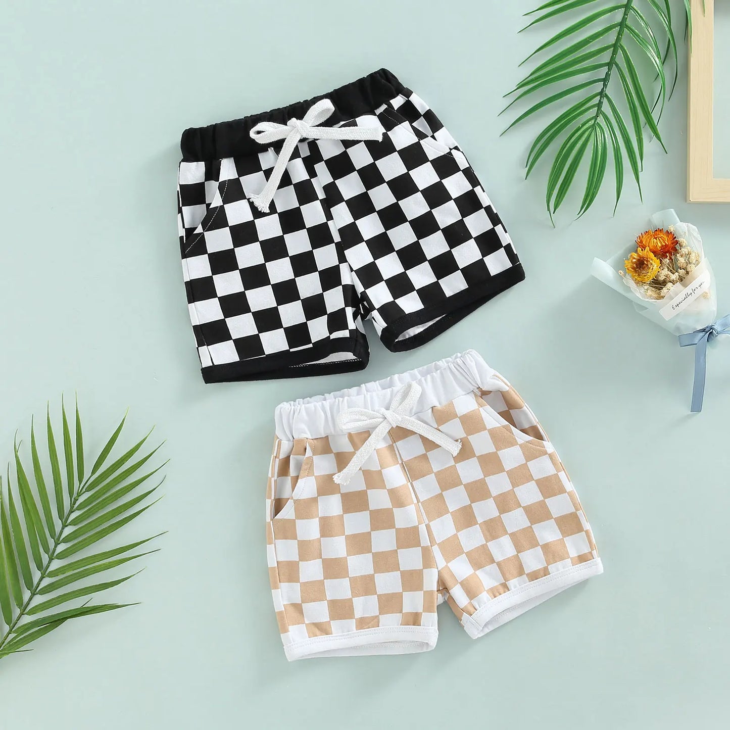Checkerboard Print Short Pants