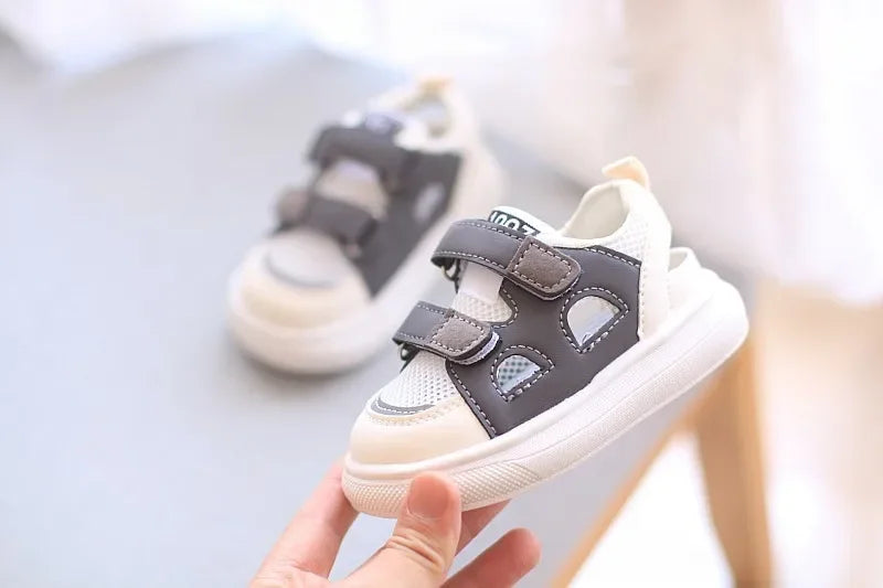 Breathable Mesh Sport Boys Shoes
