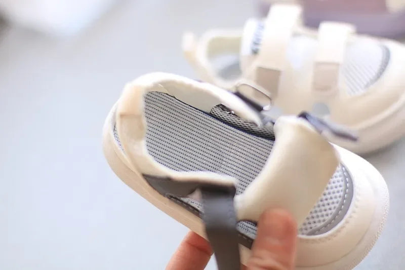 Breathable Mesh Sport Boys Shoes