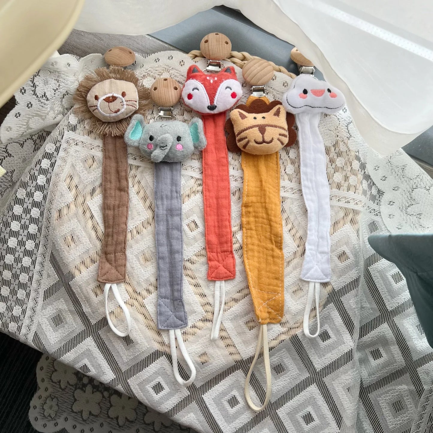 New Baby Pacifier Clip - PAMU8