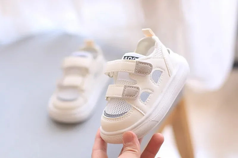 Breathable Mesh Sport Boys Shoes