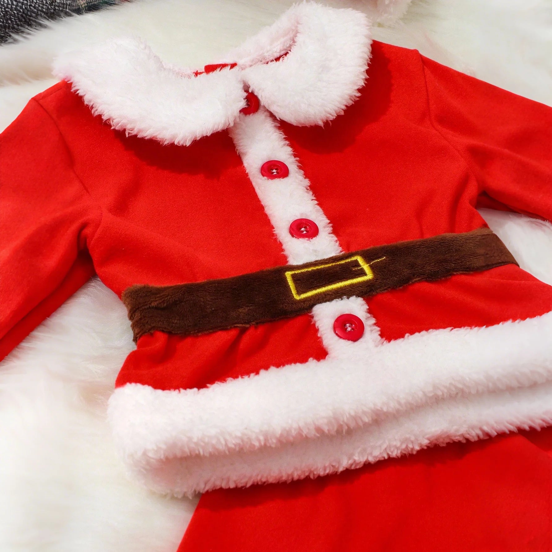 Newborn Christmas Photo Outfit