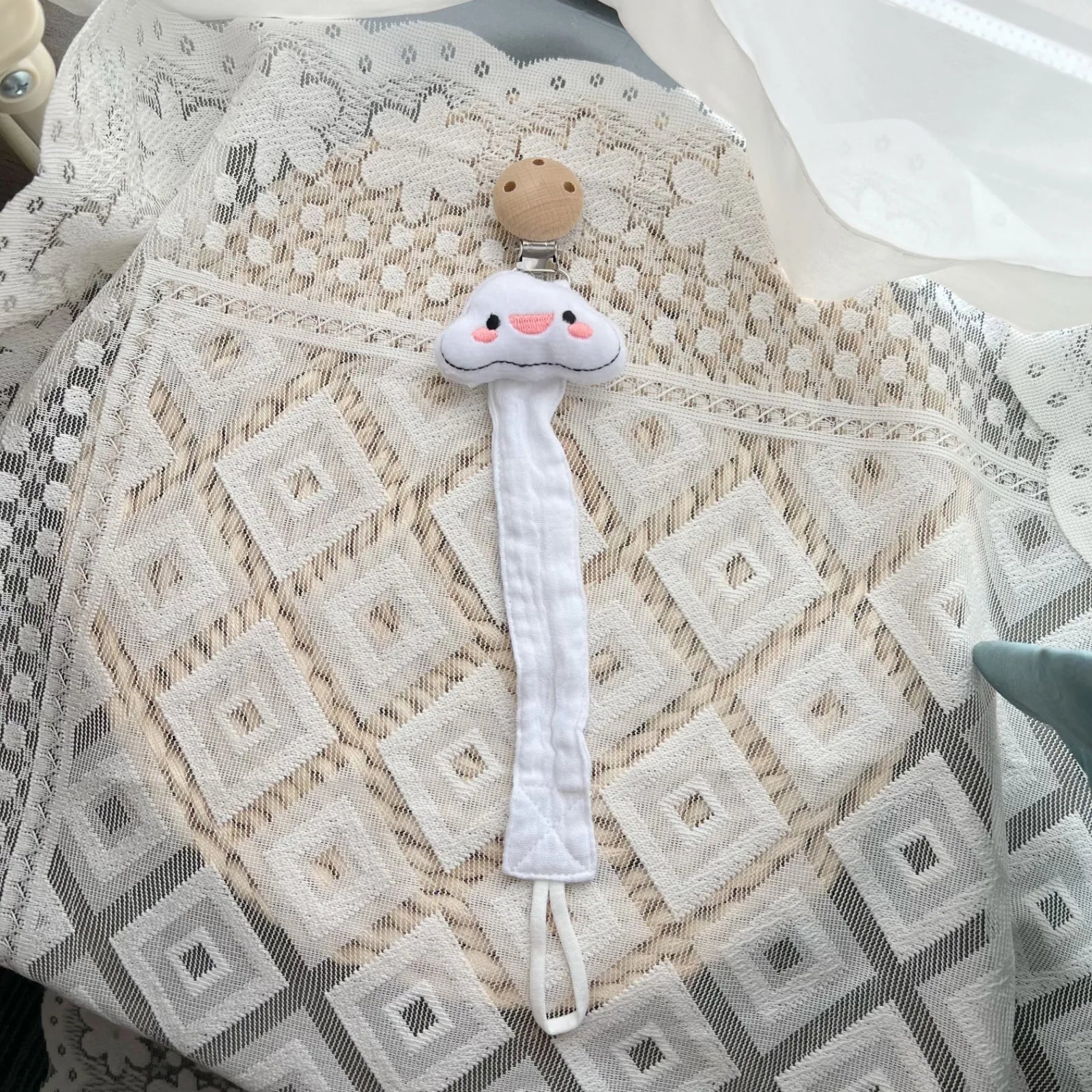 New Baby Pacifier Clip - PAMU8