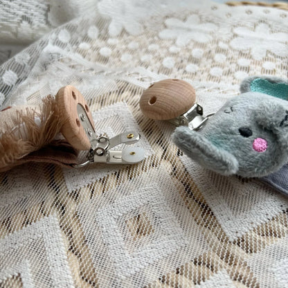 New Baby Pacifier Clip - PAMU8