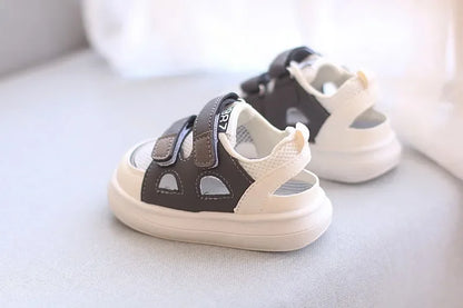 Breathable Mesh Sport Boys Shoes