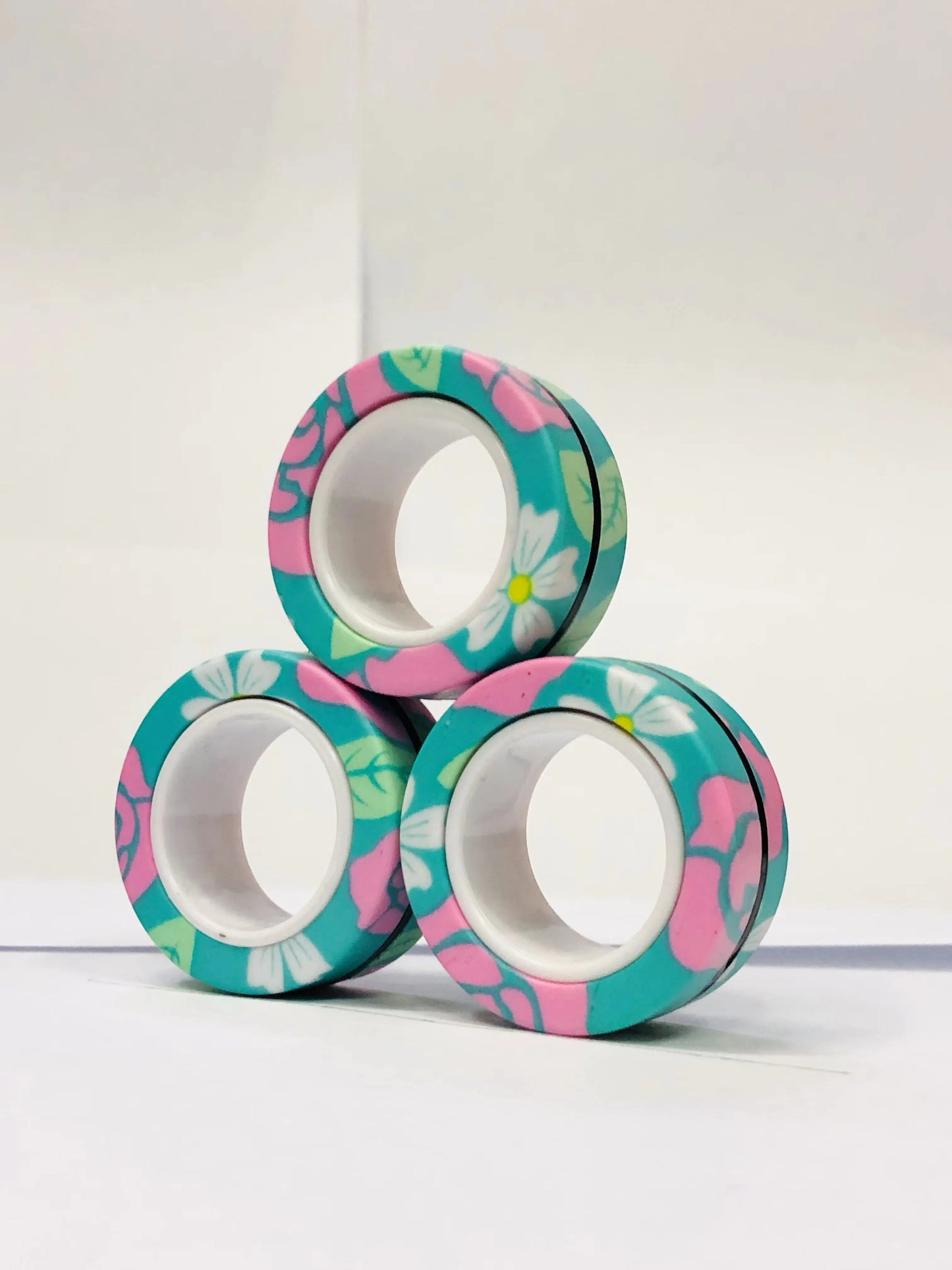 3pcs Finger Magnetic Colorful Toy