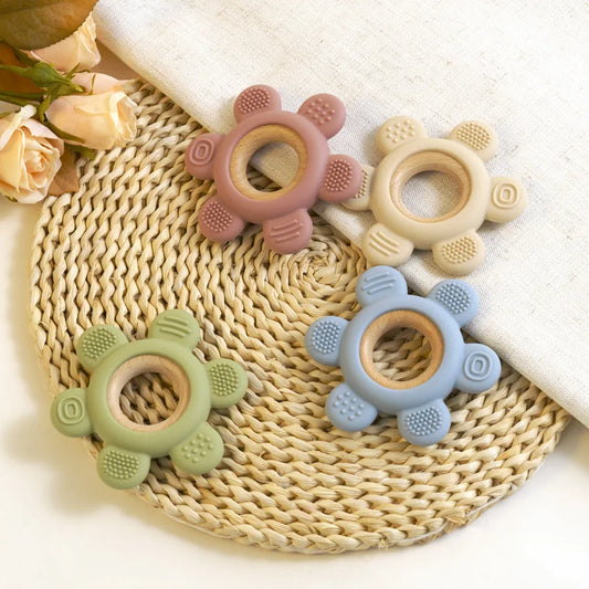 Rudder-shaped baby teether with assorted style options