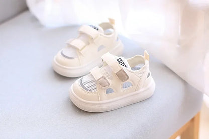 Breathable Mesh Sport Boys Shoes